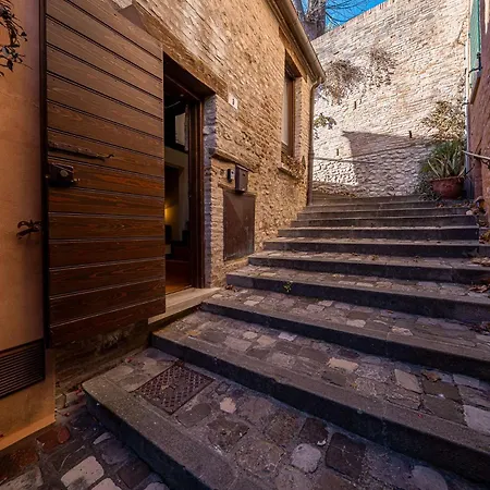 Vakantiehuis Al Paese Vecchio - Boutique House Nel Cuore Del Borgo *