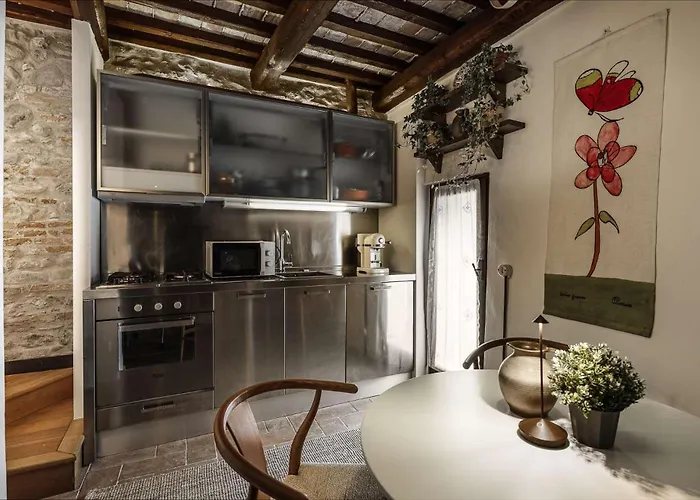 Al Paese Vecchio - Boutique House Nel Cuore Del Borgo *