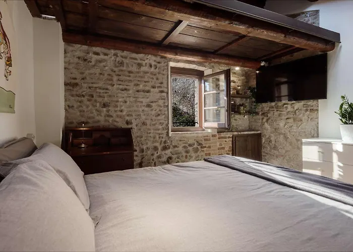 Al Paese Vecchio - Boutique House Nel Cuore Del Borgo בית נופש SantʼArcangelo di Romagna